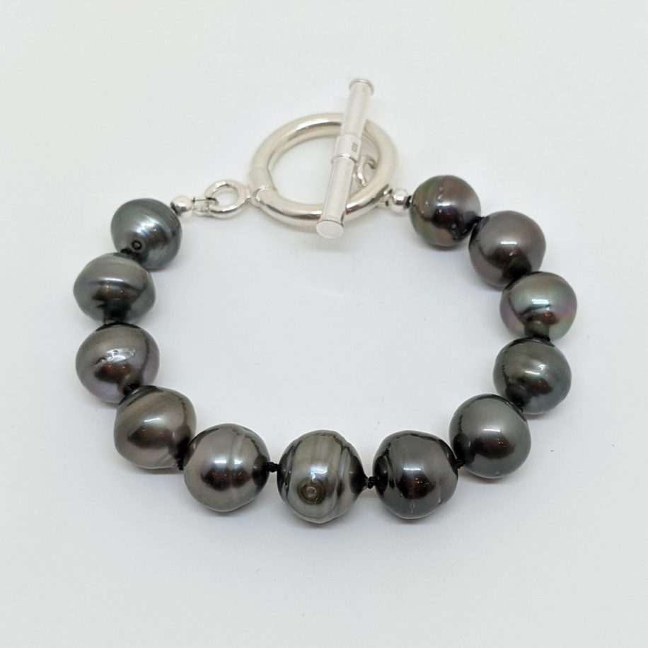 Tahitian Pearl Bracelet by Val Nunns at The Avenue Gallery, a contemporary art gallery in Victoria BC, Canada