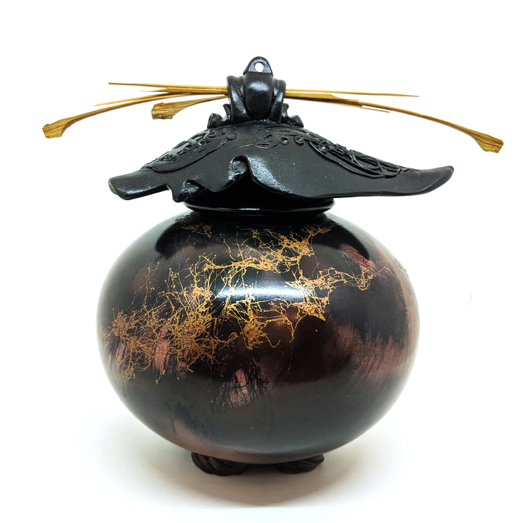 Medium Round Vase with Top by Geoff Searle at The Avenue Gallery, a contemporary fine art gallery in Victoria, BC, Canada