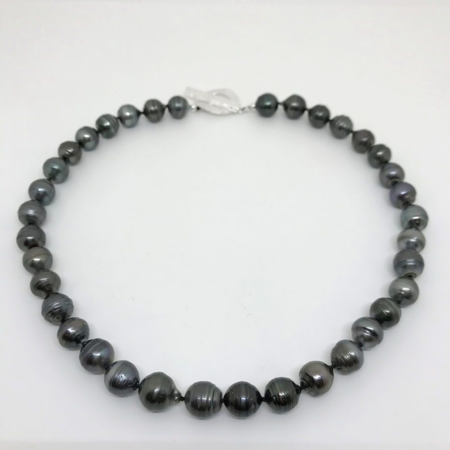 Tahitian Pearl Necklace by Val Nunns at The Avenue Gallery, a contemporary fine art gallery in Victoria, BC, Canada.