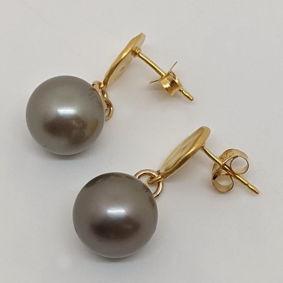 Grey Tahitian Pearl Earrings by Val Nunns at The Avenue Gallery, a contemporary fine art gallery in Victoria, BC, Canada.