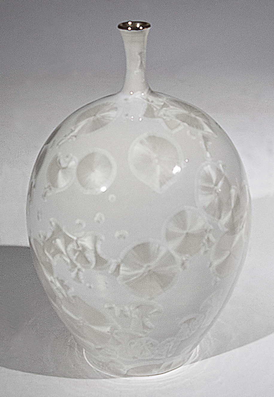 Pearl Bottle #726 by Bill Boyd at The Avenue Gallery, a contemporary fine art gallery in Victoria, BC, Canada.