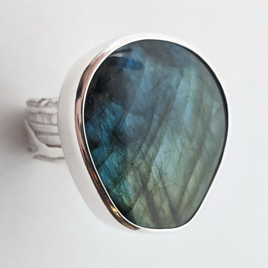 Bark Ring with Labradorite by A & R Jewellery at The Avenue Gallery, a contemporary fine art gallery in Victoria, BC, Canada.