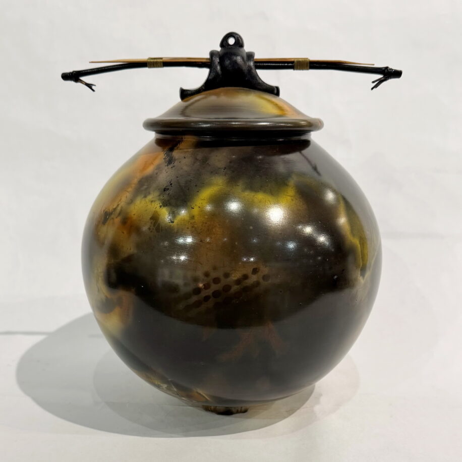 Round Urn (Wide Mouth) with Gold & Black by Geoff Searle at The Avenue Gallery, a contemporary fine art gallery in Victoria, BC, Canada.